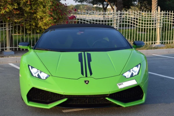  verde Lamborghini Huracan Spider Photo 2