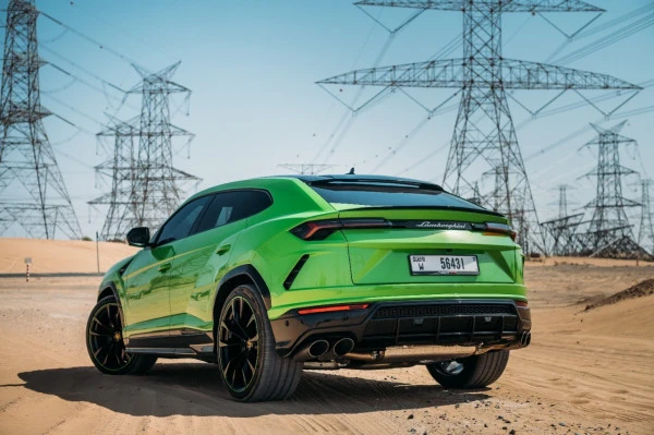  Green Lamborghini Urus Capsule Photo 7