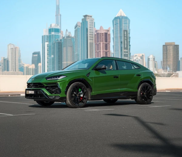  Зеленый Lamborghini Urus Photo 2