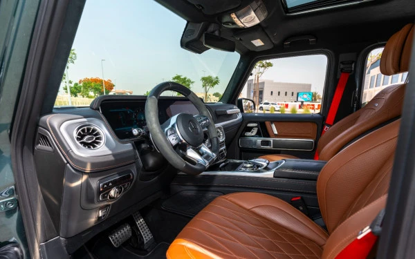  Зеленый Mercedes G63 AMG Photo 10