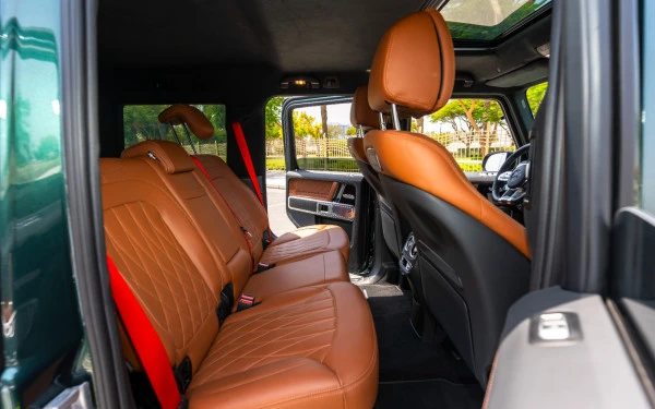  Зеленый Mercedes G63 AMG Photo 12