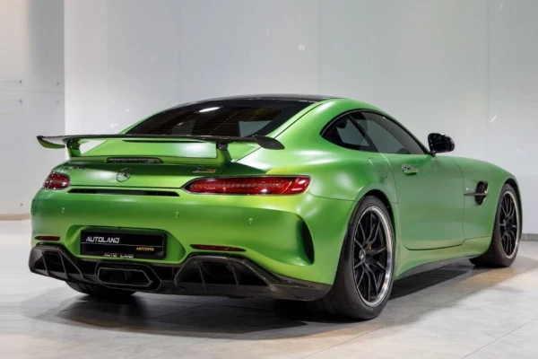 Green Mercedes GT-R Photo 2