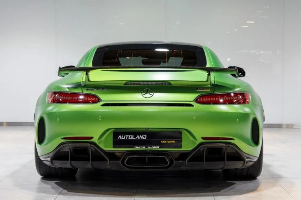  Green Mercedes GT-R Photo 3