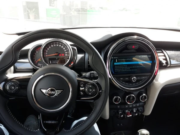  Green Mini Cooper Photo 7