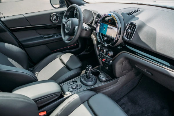  Green Mini Countryman Desert Night Edition Photo 6