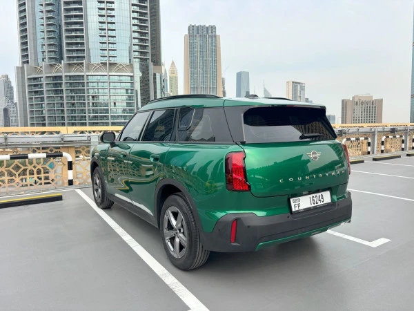  Green Mini Countryman Photo 3