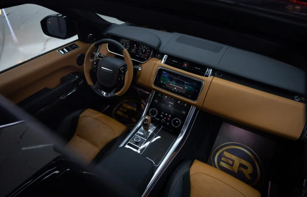  أخضر رانج روفر سبورت SVR Photo 6