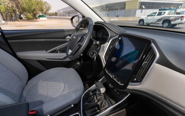  Grey Chevrolet Captiva Photo 6