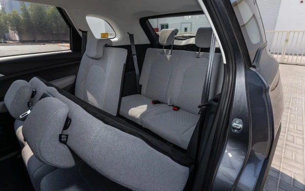  Grey Chevrolet Captiva Photo 6