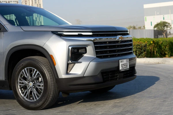  Grau Chevrolet Traverse Photo 6