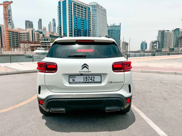  Bianca Citroen C5 Aircross Photo 4