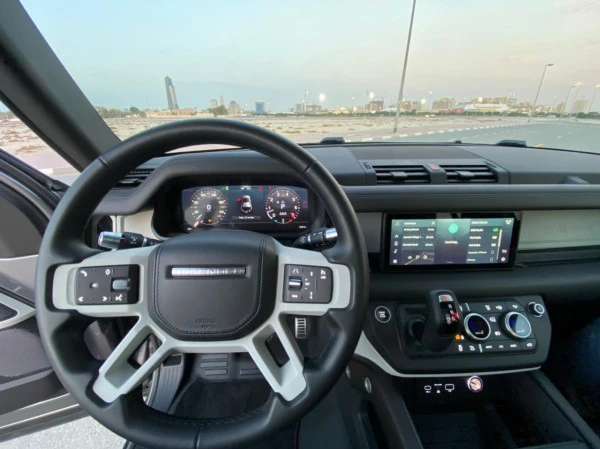  Grey Range Rover Defender Photo 8