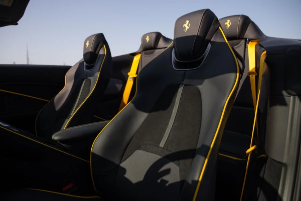  Grey Ferrari Roma Spider Photo 7