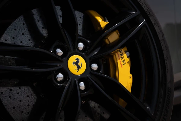  Grey Ferrari Roma Spider Photo 17