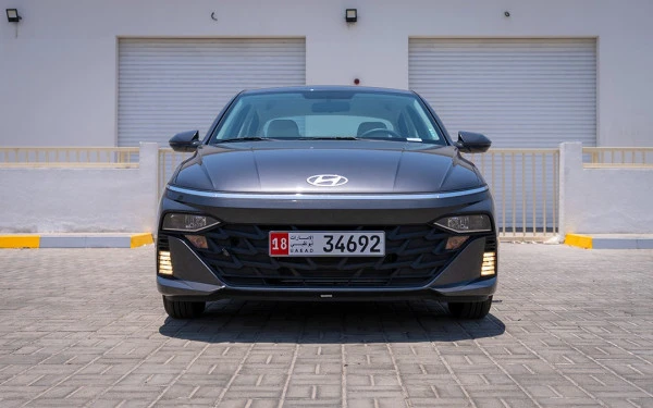  Gris Hyundai Accent Photo 2