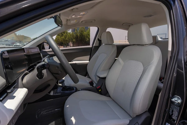  Gris Hyundai Accent Photo 8