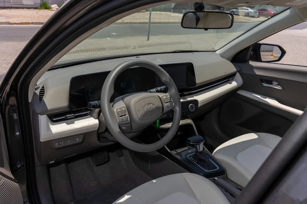  Gris Hyundai Accent Photo 9