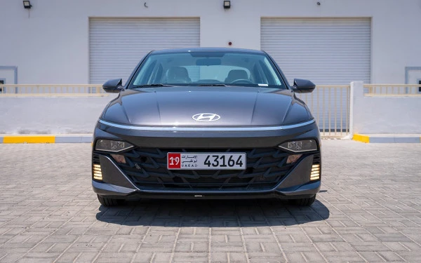  Grau Hyundai Accent Photo 10