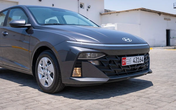  Grau Hyundai Accent Photo 11