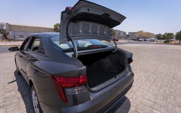  Grau Hyundai Accent Photo 15