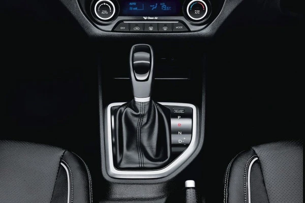  Gris Hyundai Creta Photo 16