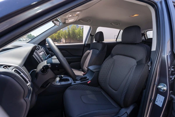  اللون الرمادي هيونداي كريتا Photo 9