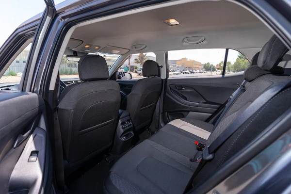  اللون الرمادي هيونداي كريتا Photo 10