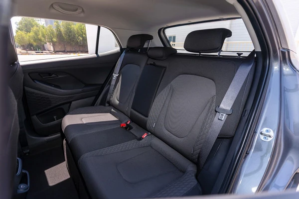  اللون الرمادي هيونداي كريتا Photo 12