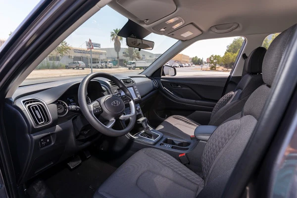  اللون الرمادي هيونداي كريتا Photo 13