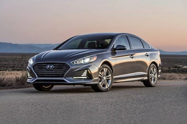  Grey Hyundai Sonata Photo 7