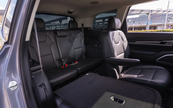  Grey KIA TELLURIDE Photo 9