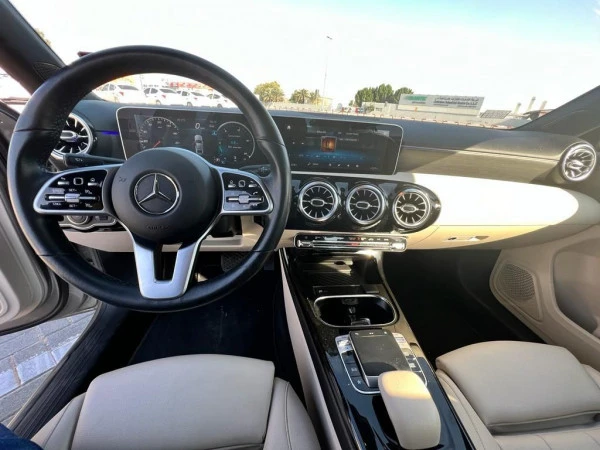  Серый Mercedes A 220 Photo 9