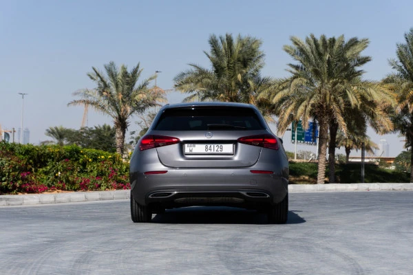  Серый Mercedes A180 Photo 4