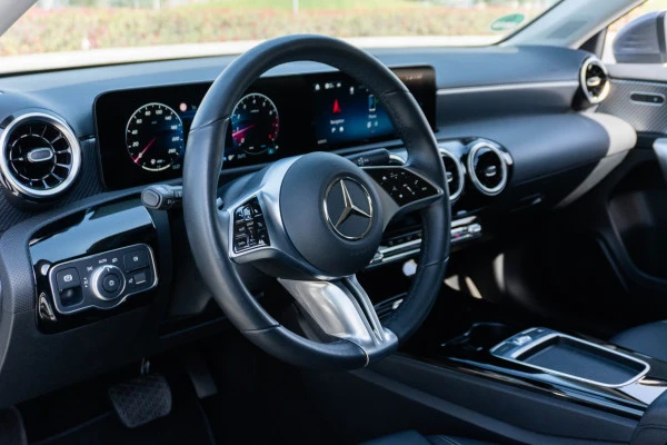  Серый Mercedes A180 Photo 5