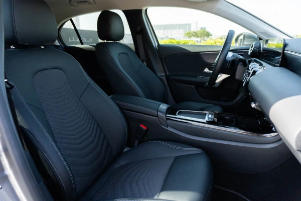  Серый Mercedes A180 Photo 8