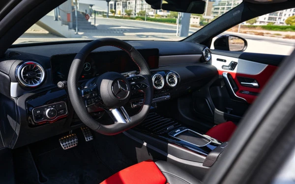  Grey Mercedes A200 Photo 6