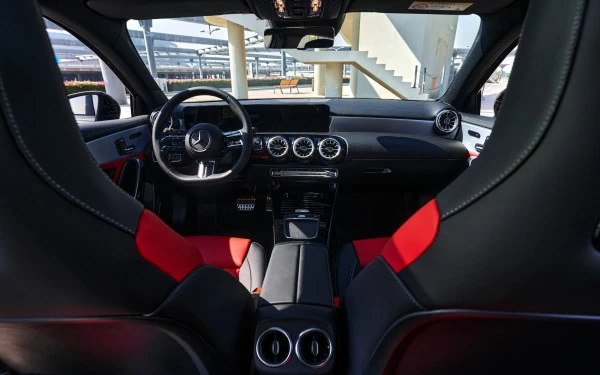  Grey Mercedes A200 Photo 7