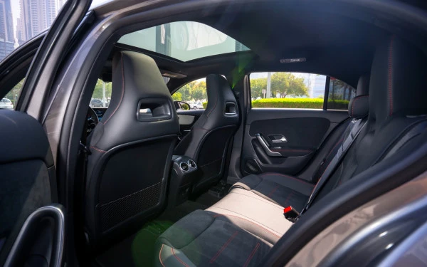  Grau Mercedes A200 Photo 7