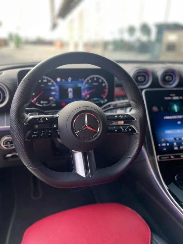  Grey Mercedes C200 Photo 6