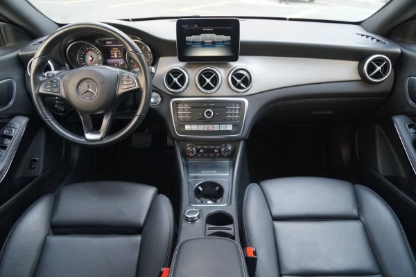  Grey Mercedes CLA Photo 4