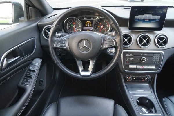  Grey Mercedes CLA Photo 5