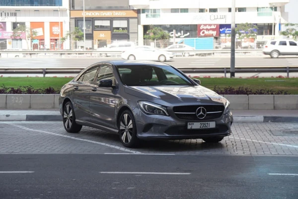  Grey Mercedes CLA Photo 7