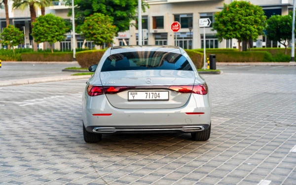  Серый Mercedes E200 Photo 8