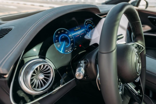  Grey Mercedes EQS 580 Photo 4