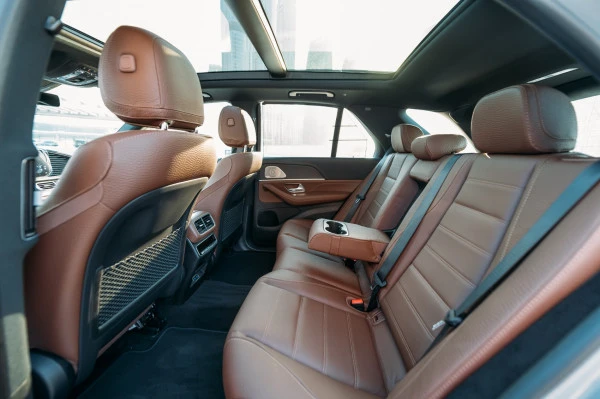  Grey Mercedes GLE 450 AMG-kit Photo 7