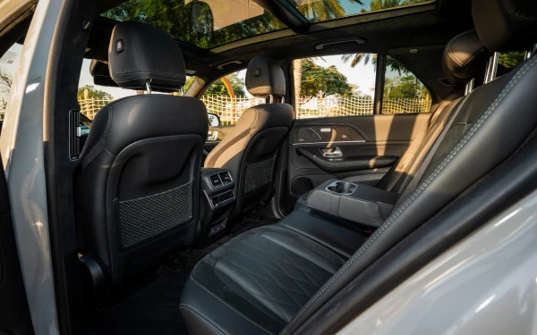  Grey Mercedes GLE 63 AMGs Photo 16