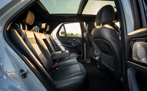  Grey Mercedes GLE 63 AMGs Photo 17