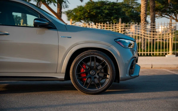  Grey Mercedes GLE 63 AMGs Photo 23