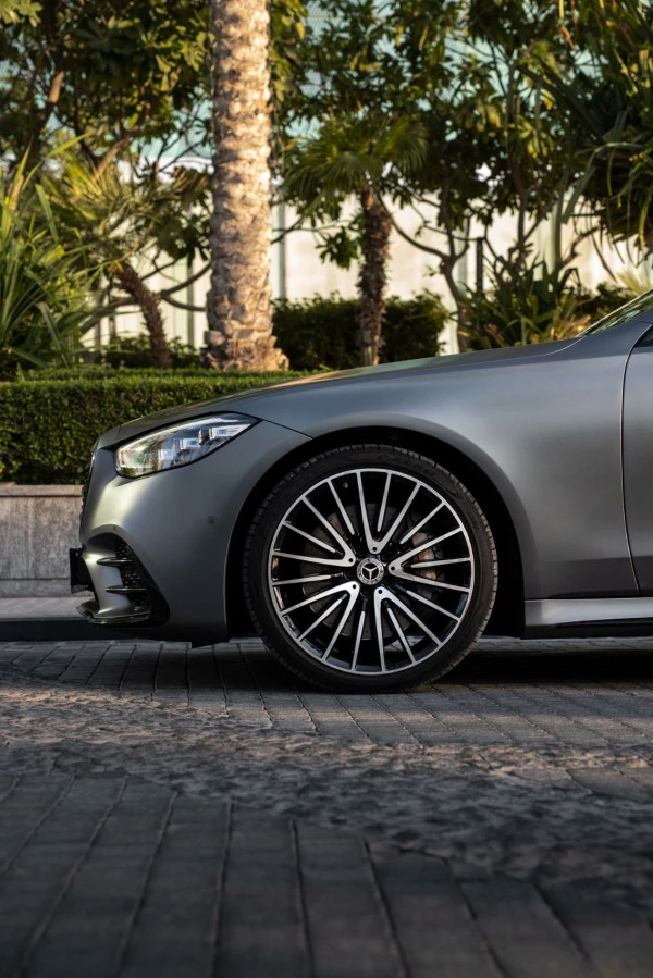  اللون الرمادي مرسيدس S500 مايباخ Photo 2