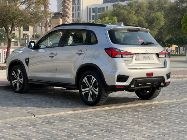  اللون الرمادي ميتسوبيشي أي إس إكس Photo 2